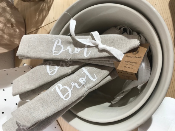 CHARI-VARI Wohndesign