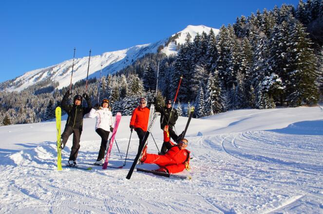 Andy mit Gruppe Helmut, Hanna, Johanna &amp; Eugen