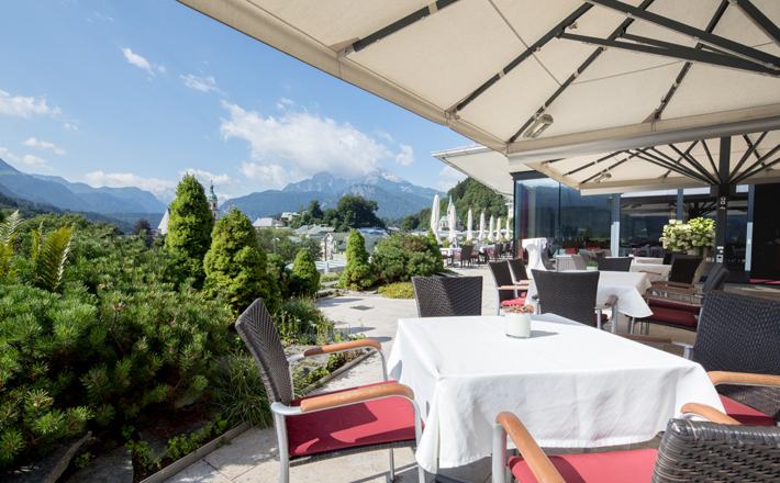 Watzmannblick von der Dachterrasse des Restaurants PANORAMA