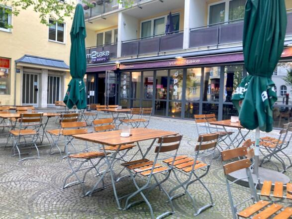 Yum2Take Schwabing Außenbereich
