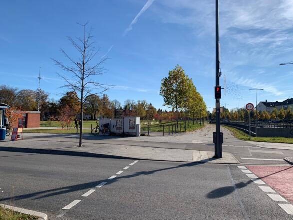 Straße vor dem Luise-Kiesselbach-Platz