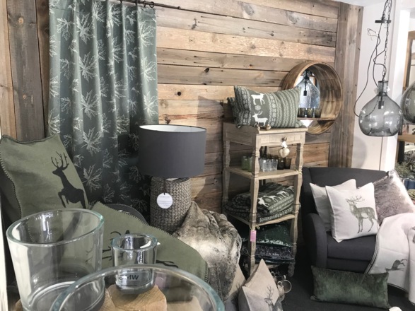 CHARI-VARI Wohndesign