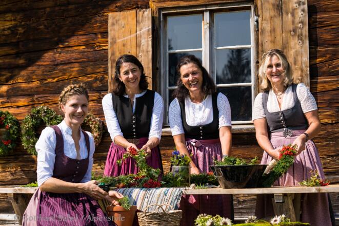 Alpenstyle *Mode*Tradition*Schneiderei