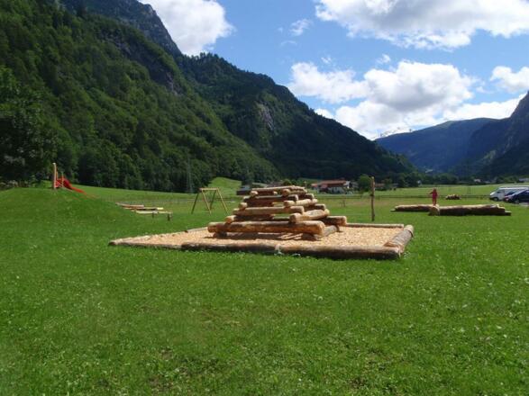 Kinderspielplatz mit 10000 m²