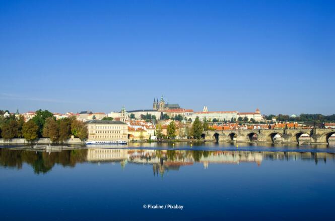 Karlsbrücke in Prag - Tschechien / Europa