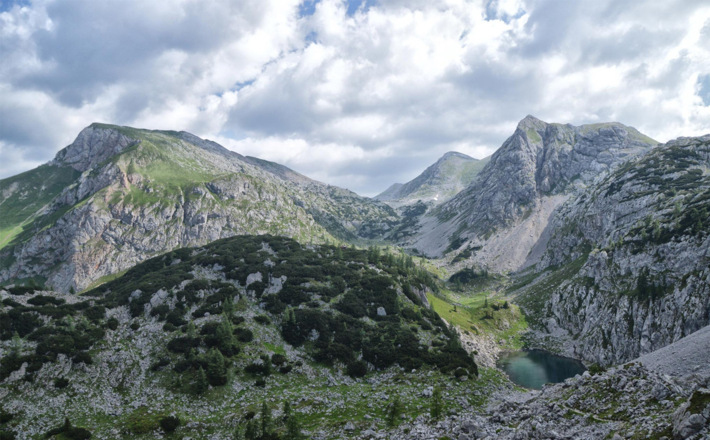 Blick vom Hochgschirr über den Seeleinsee zur Kleinen Reibn