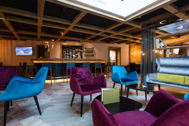 cafe-bar-lounge