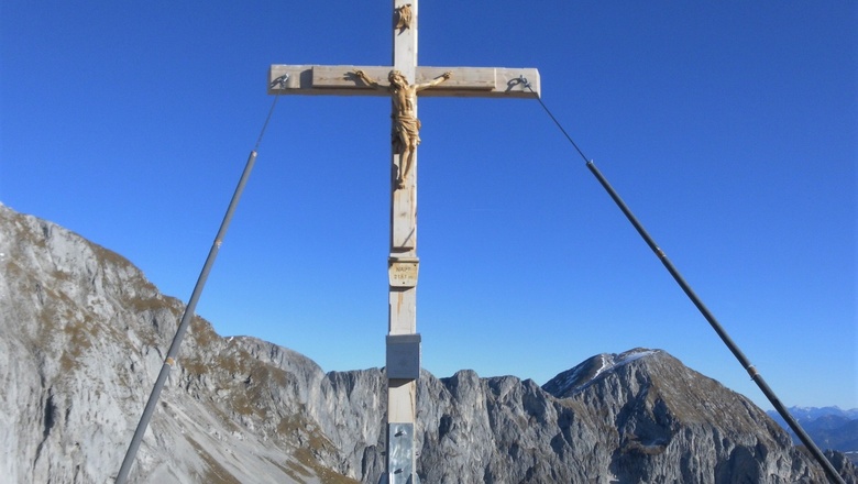 Napf 2164m, neues Kreuz (2021)
