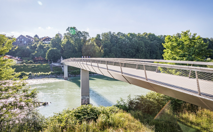 Der Europasteg über die Salzach