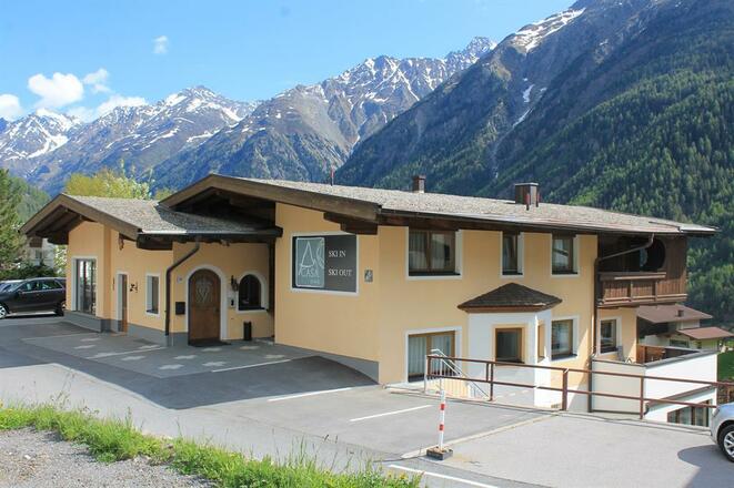 Juwel Ferienwohnungen, Haus im Sommer