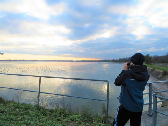 Moosburger Stausee mit Ausblick Richtung Westen