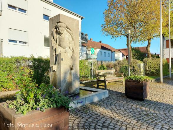 Rathausplatz Zolling