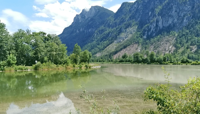 Kieferbach mündet in den Inn - Station 1 Kieferer Energiewanderweg