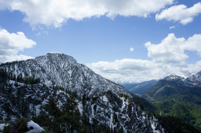 Immer präsent - der große Nachbar Jochberg.