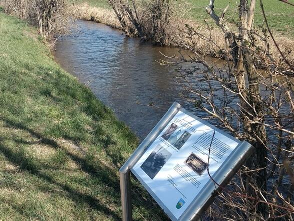 Infotafel Flugzeugabsturz an der Goldach