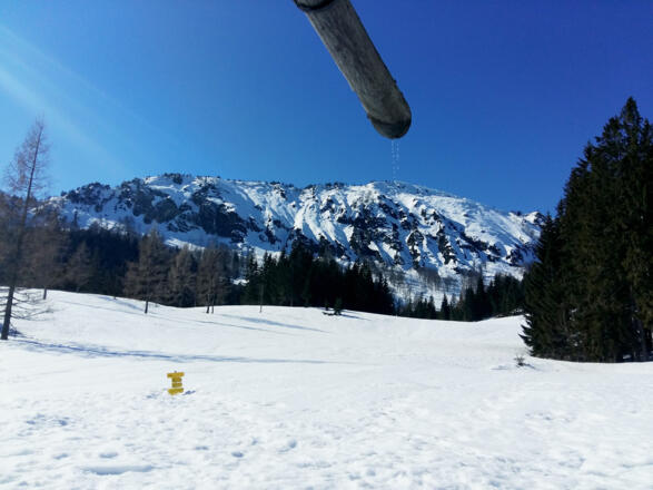 Blick von der Schüttbauernalm in die umliegenden Berge