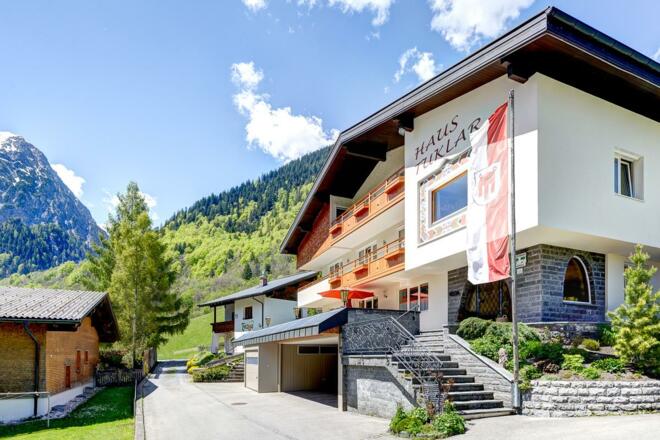 Haus_Tuklar