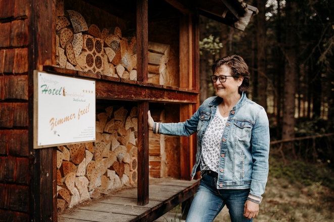 Führung am Bienenlehrpfad mit Andrea Rieder