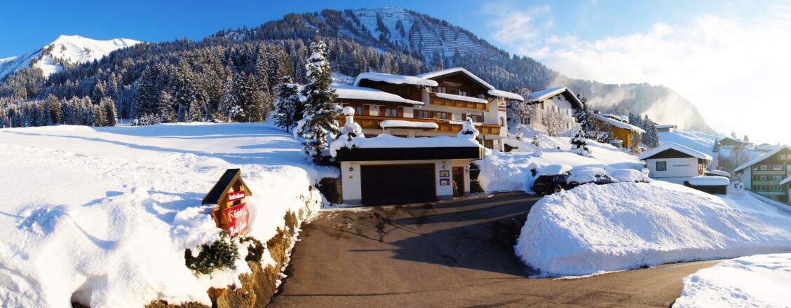Die Hauseinfahrt - hier beginnt Ihr Urlaub!