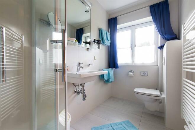 Badezimmer im Familienzimmer