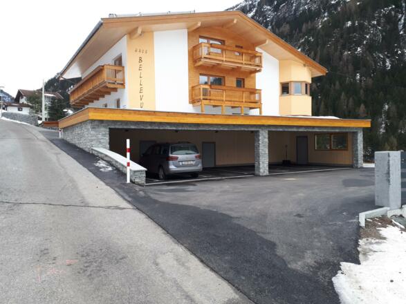 Haus Bellevue im Winter