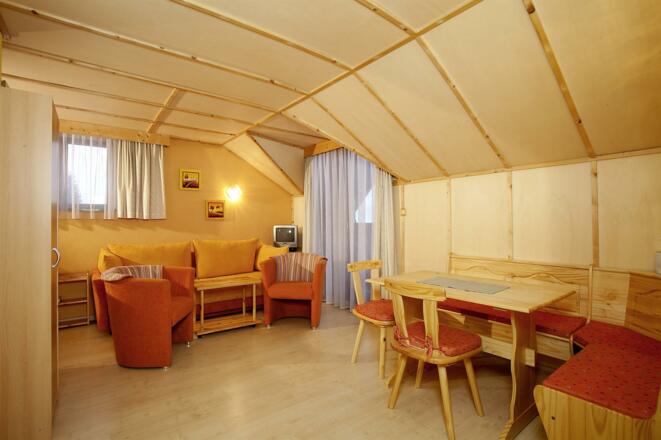 Wohn- und Essbereich