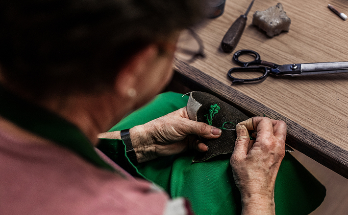 In der Lederhosen-Werkstatt © Helge Röske