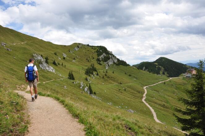 Fast geschafft - schon rückt das Rotwandhaus in das Blickfeld