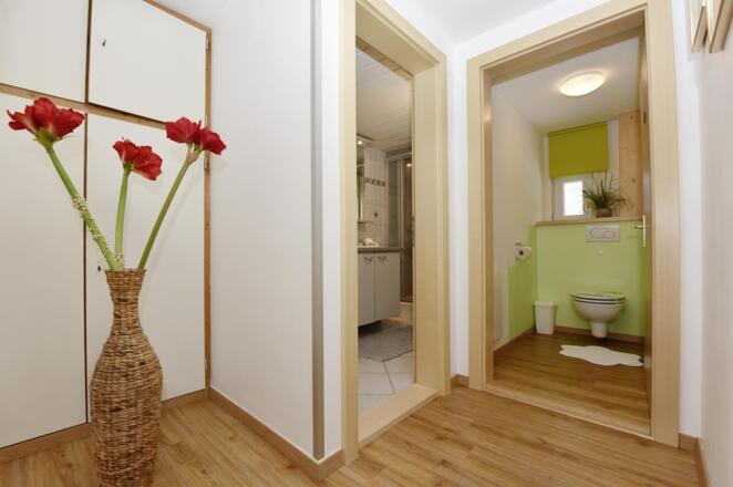 Igang zor Duschi und zom Klo