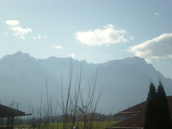 Wettersteinmassiv mit Zugspitze