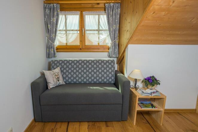Schlafzimmer mit Sofa