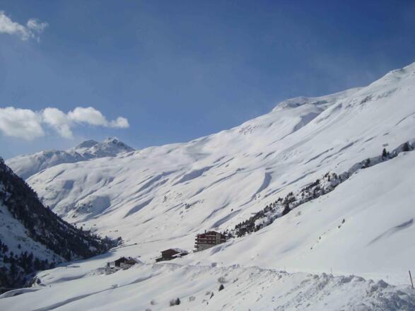 Blick im Winter nach Rofen