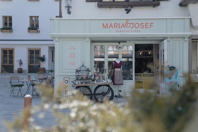 Maria&Josef außen