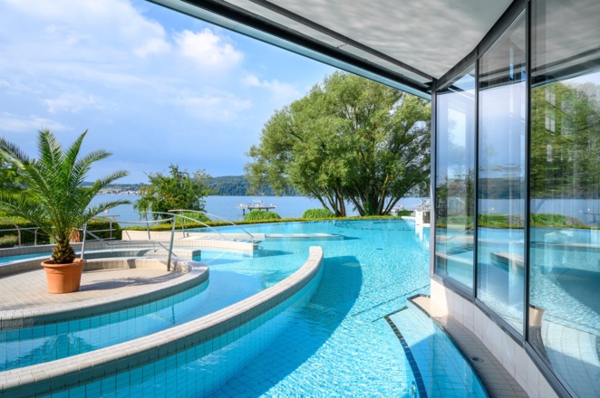 In den Thermen entspannen