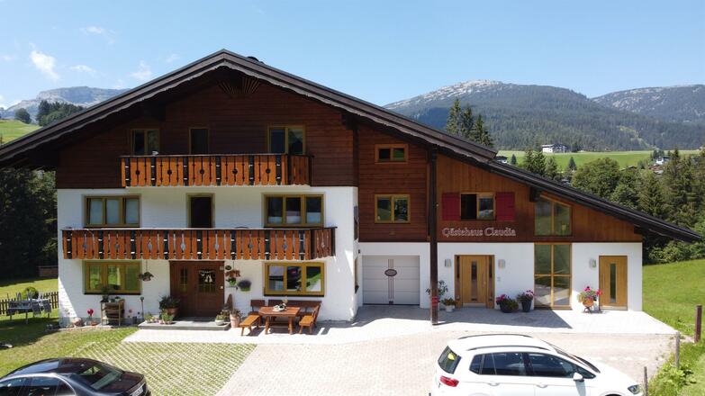 Gästehaus Claudia - Familie Bereuter