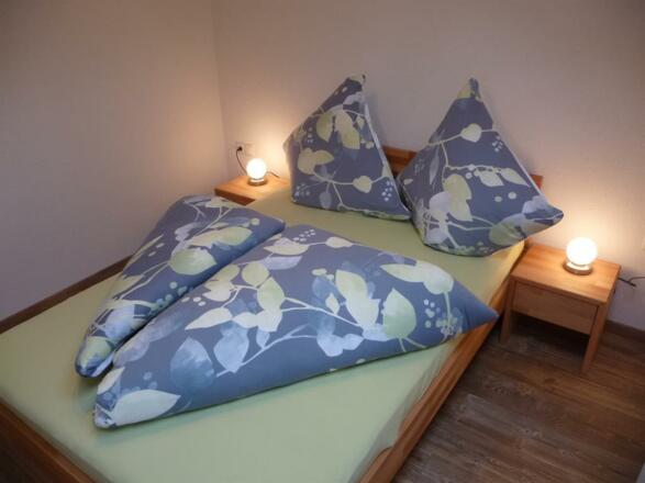Schlafzimmer 2