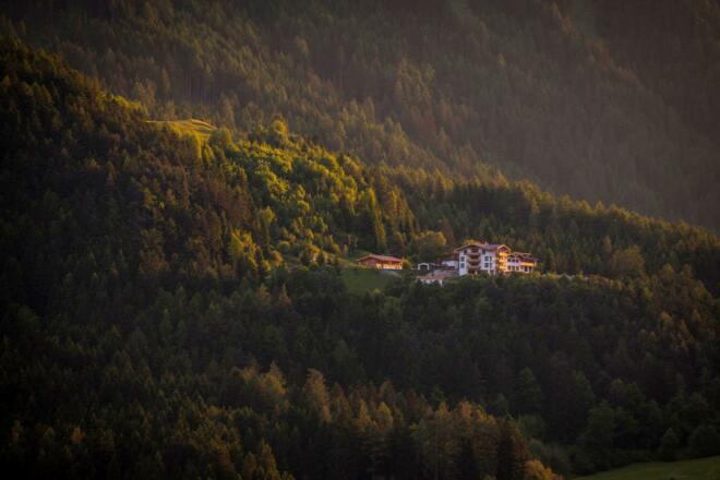 Hotel Ritzlerhof Sommeransicht heller
