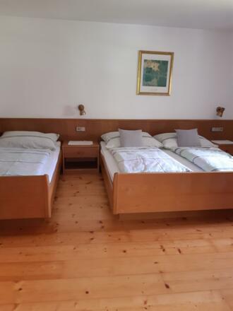 Dreibettzimmer