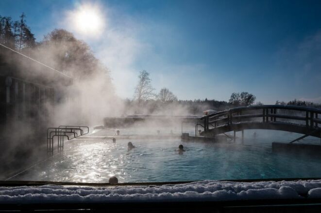 Relaxbecken im Winter