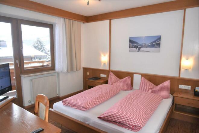 HZ Alphotel b2