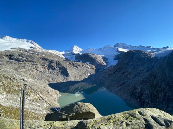 Klettersteig mit dem großen Geiger im Hintergrund