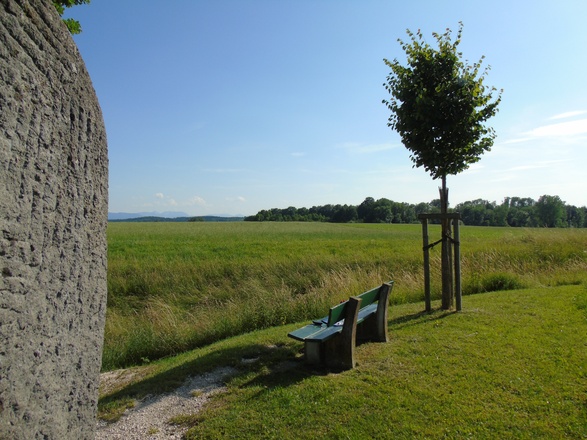 Rastplatz mit Alpenpanorama