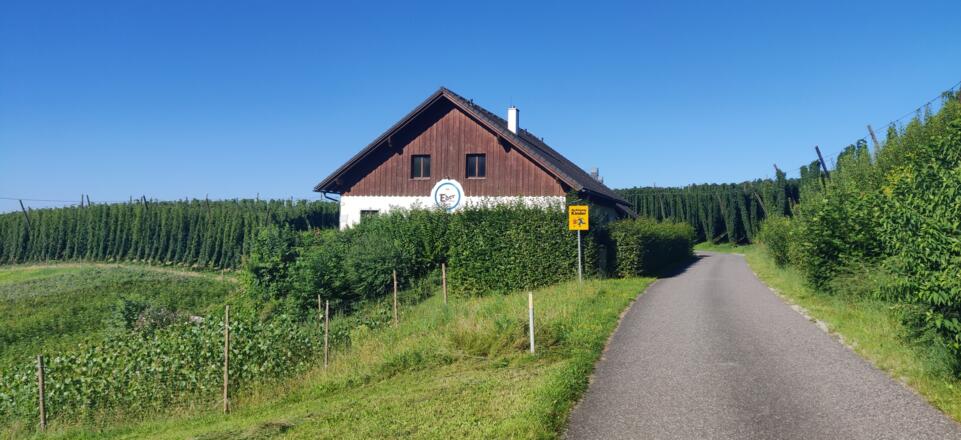 29. Bierbuschenschank Eder Bräu