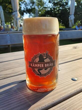 Erfrischung im Biergarten