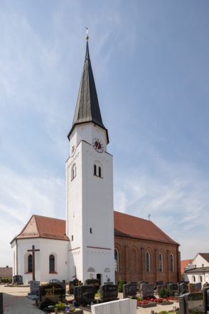 Pfarrkirche St. Laurentius in Falkenberg