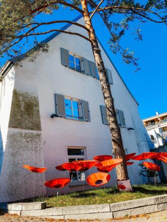 BADEHAUS Waldram