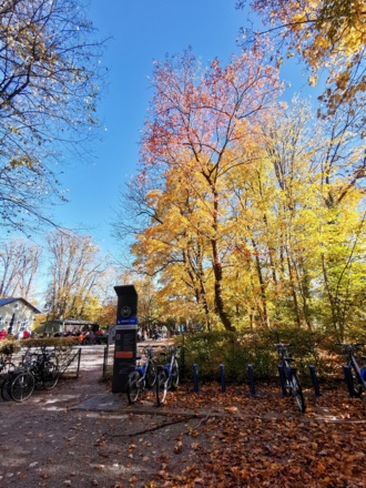 MVG Station am Flaucher Biergarten
