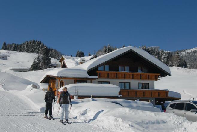 Haus direkt an der Kombibahn Parsenn