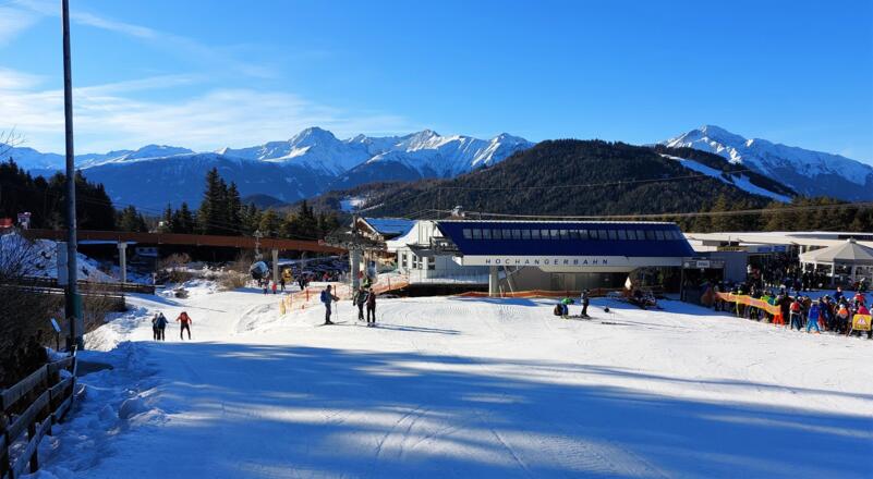 Start der Tour zur Härmelekopf-Bergstation. Noch kur folgen wir der Familienabfahrt, dann ...