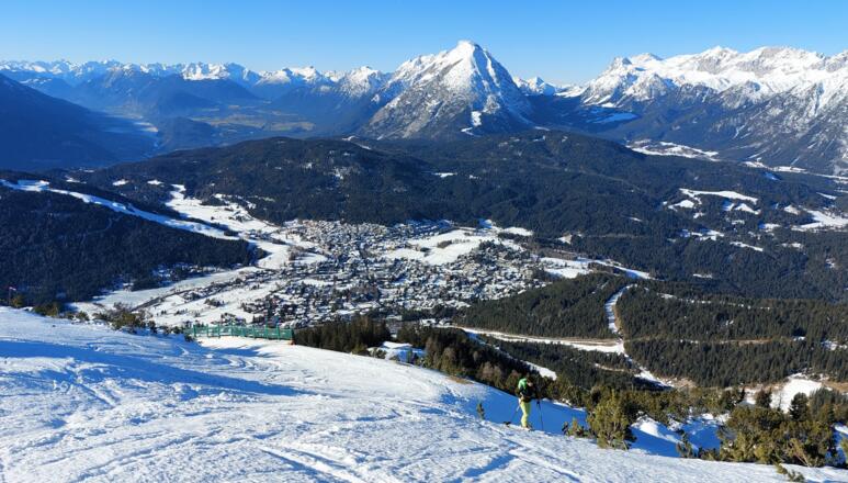 Das letzte Steilstück. Hinten die Hohe Munde, die Zugspitze kann man gerade noch nicht sehen.
